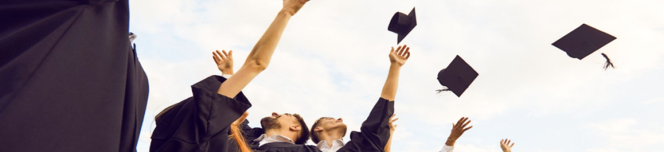 THESIS: il programma di Scientifica che premia con un grant di € 3.000 la miglior tesi di studenti in materie STEM